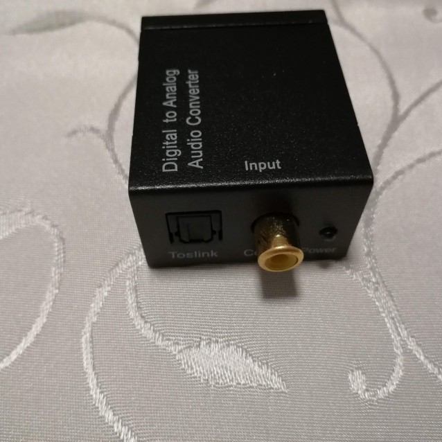 Digitalni analogni audio konverter