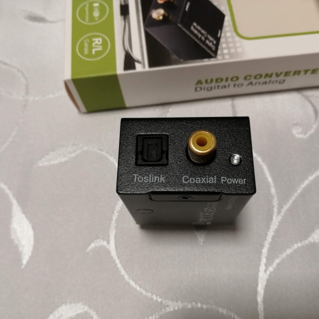 Digitalni analogni audio konverter
