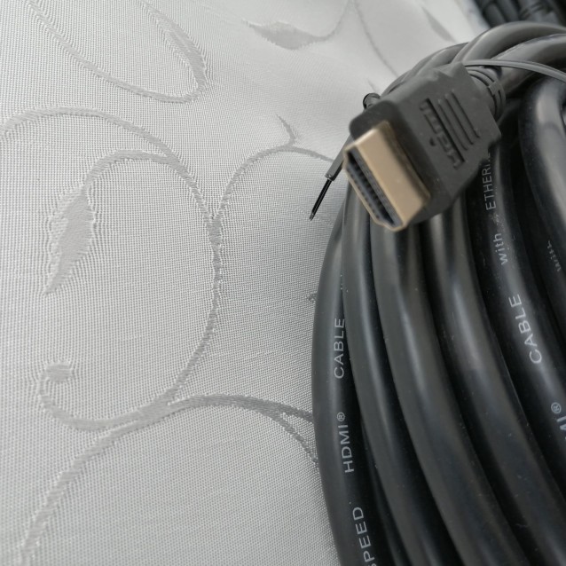 HDMI na HDMI kabl (m/m) 20m