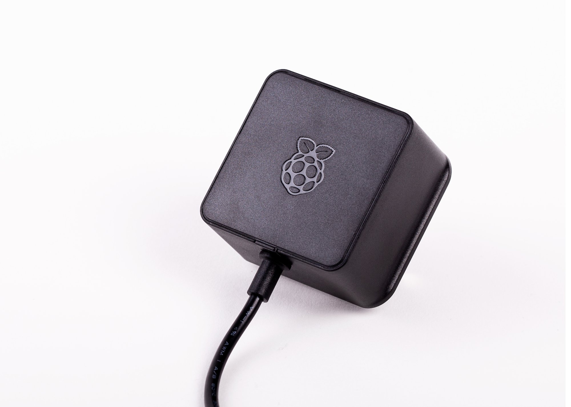 Raspberry Pi 4 napajanje crno