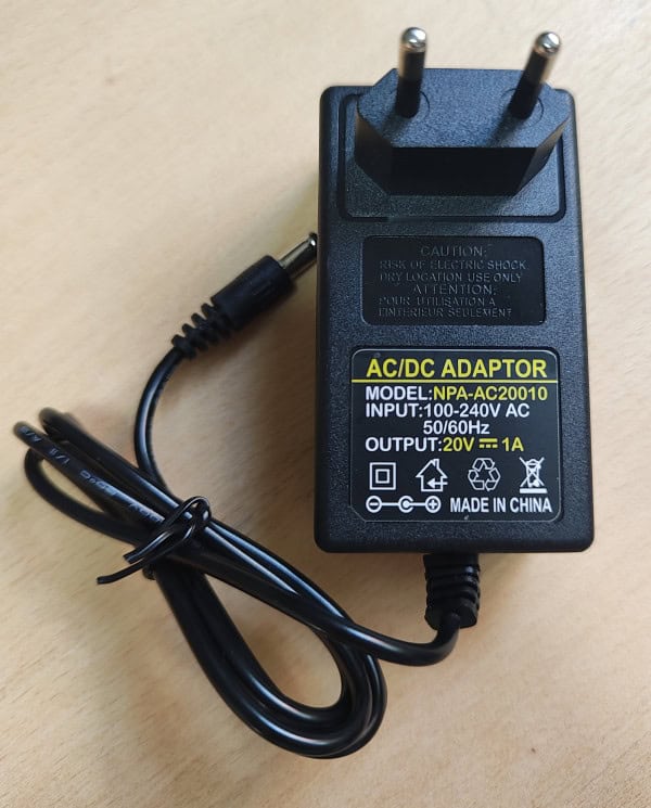 NPA-AC20010 20V/1A 20W, Coper punjac sa uzemljenjem, konektor 5.5x2.5/2.1mm