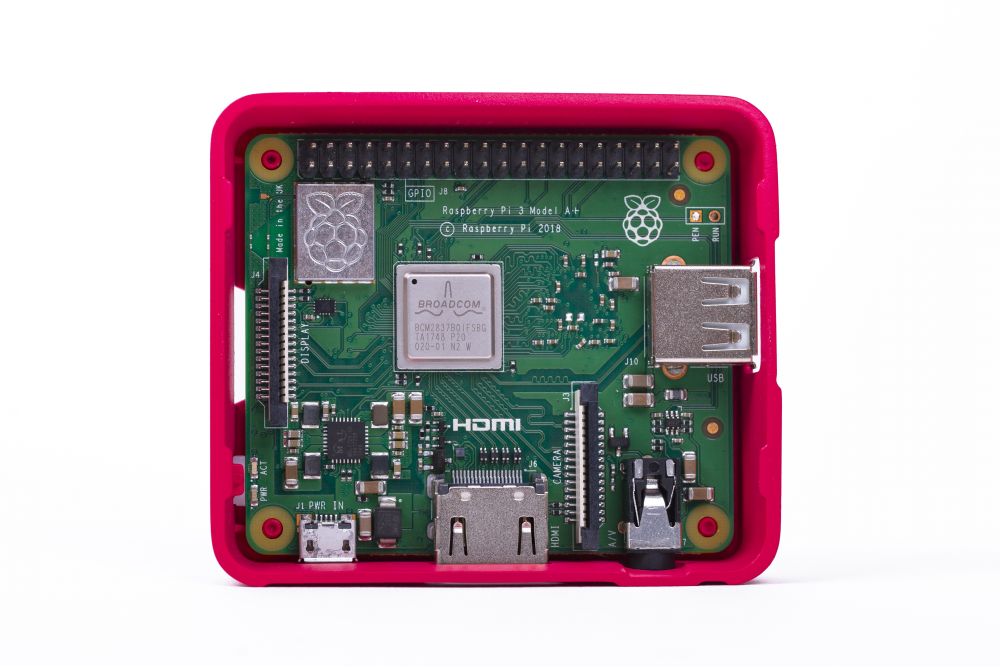 Raspberry Pi 3 model A+ kućište crveno belo